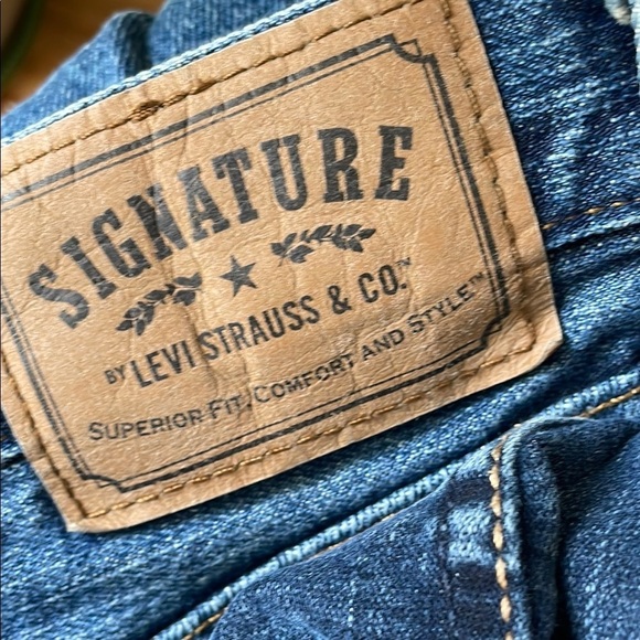 Men's Blue Jeans Signature by Levi Strauss size mens 40/30 - Picture 4 of 4
